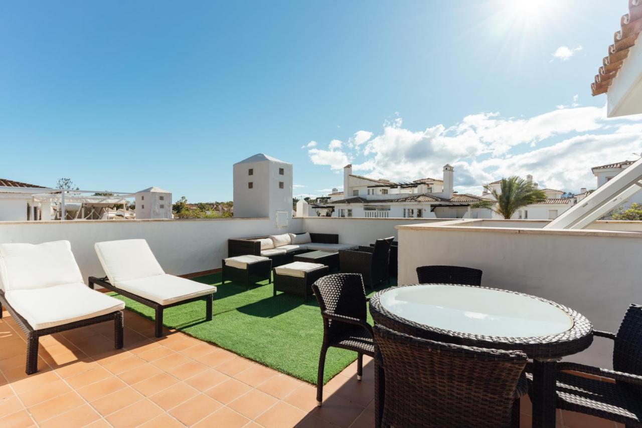2Bdr Penthouse, Los Naranjos, W/Pool, 2Km P.Banus มาร์เบยา ภายนอก รูปภาพ